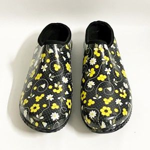 Western Chief Womens Garden Clog Bumble Bee Gorgeous Garden Floral Size 10